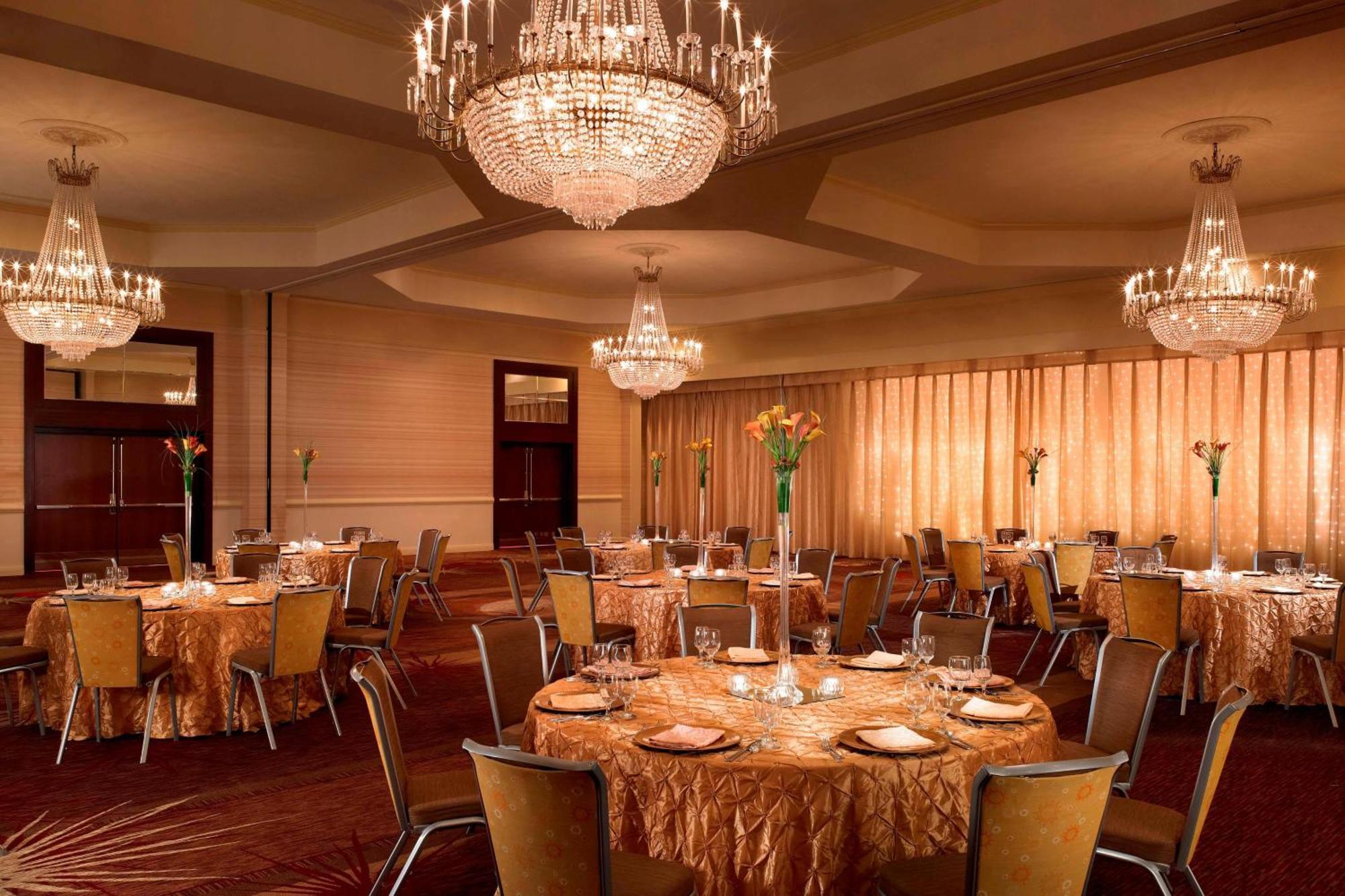 Sheraton Albuquerque Uptown By Marriott Екстериор снимка