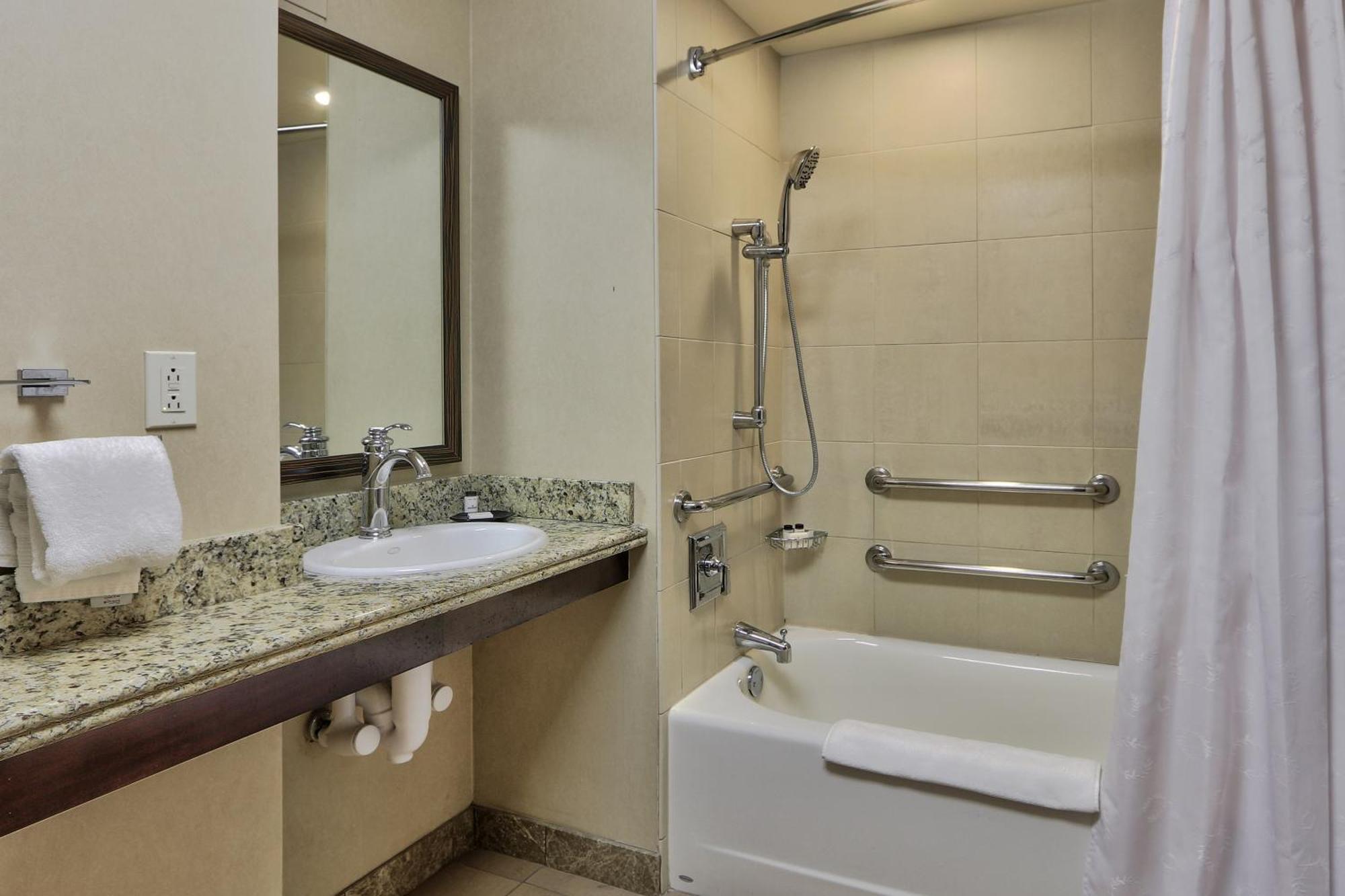 Sheraton Albuquerque Uptown By Marriott Стая снимка