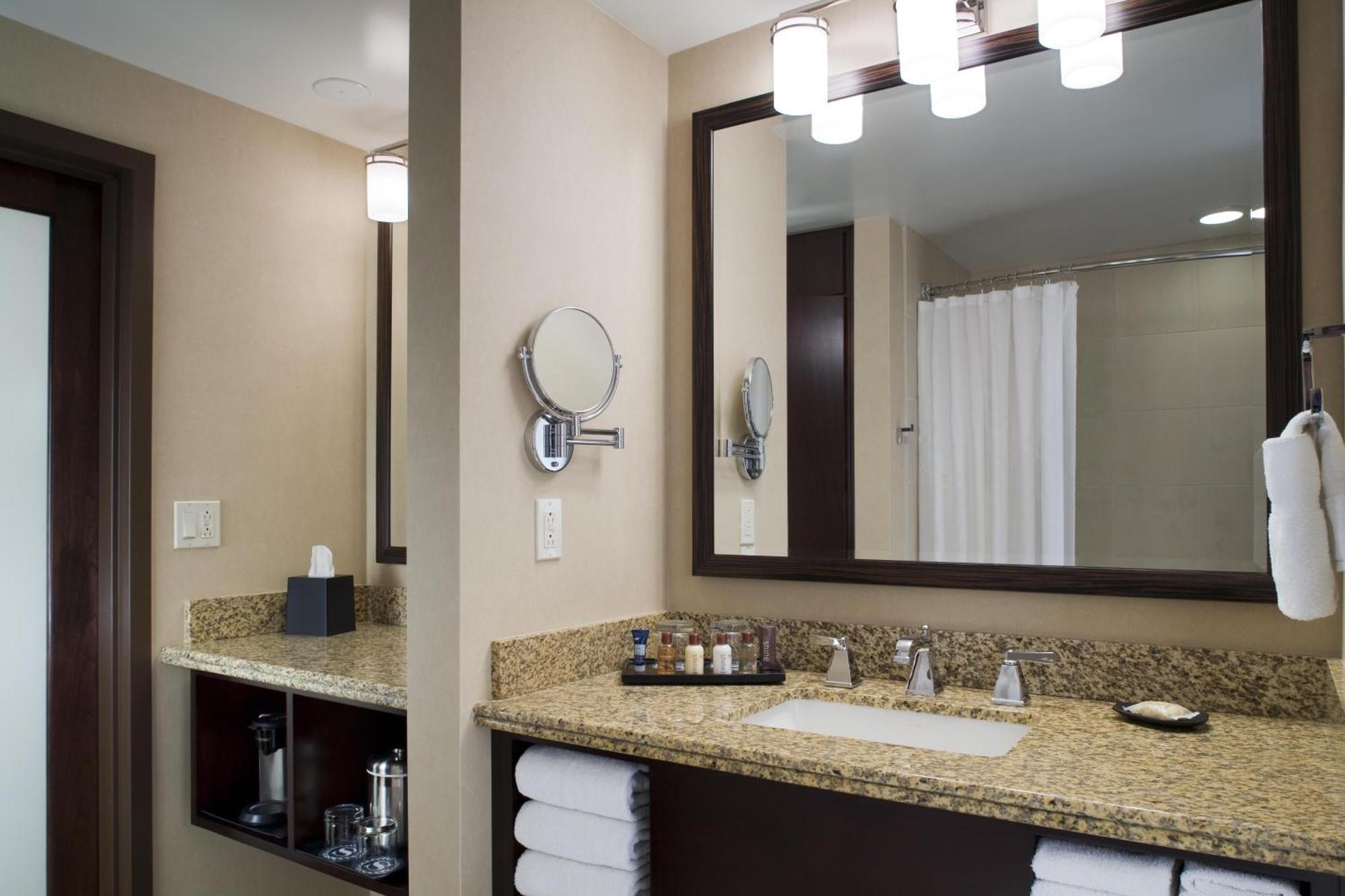Sheraton Albuquerque Uptown By Marriott Стая снимка